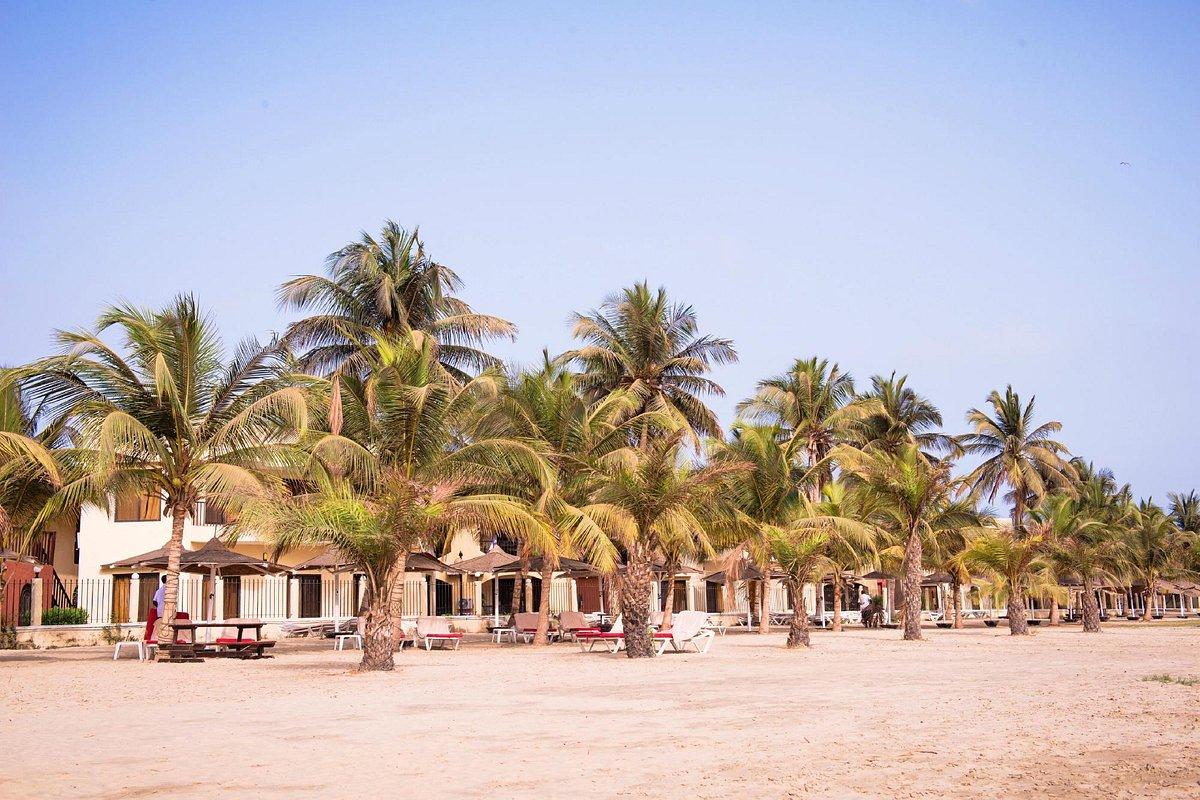 Ocean Bay Hotel & Resort Bakau Bagian luar foto