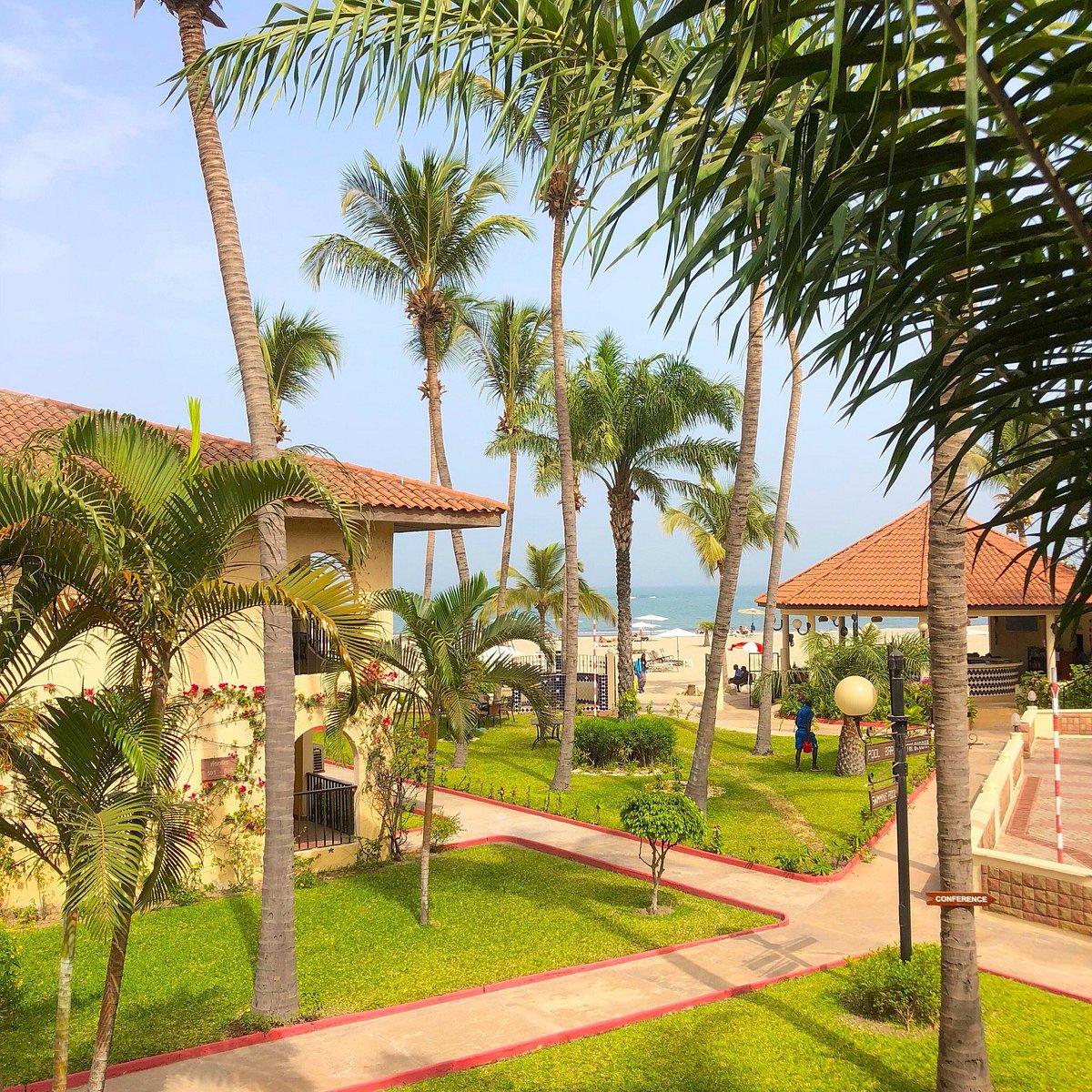 Ocean Bay Hotel & Resort Bakau Bagian luar foto