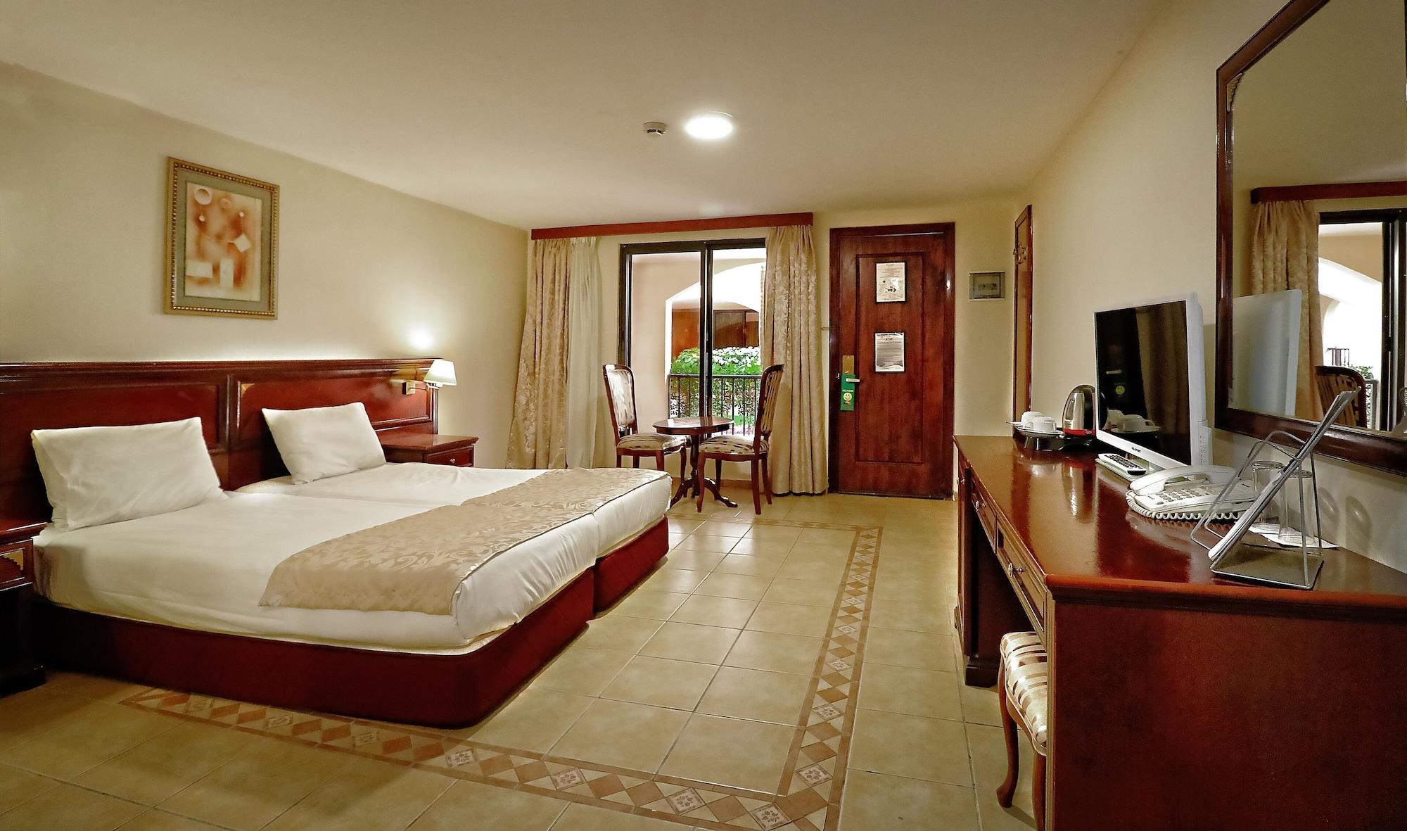 Ocean Bay Hotel & Resort Bakau Bagian luar foto