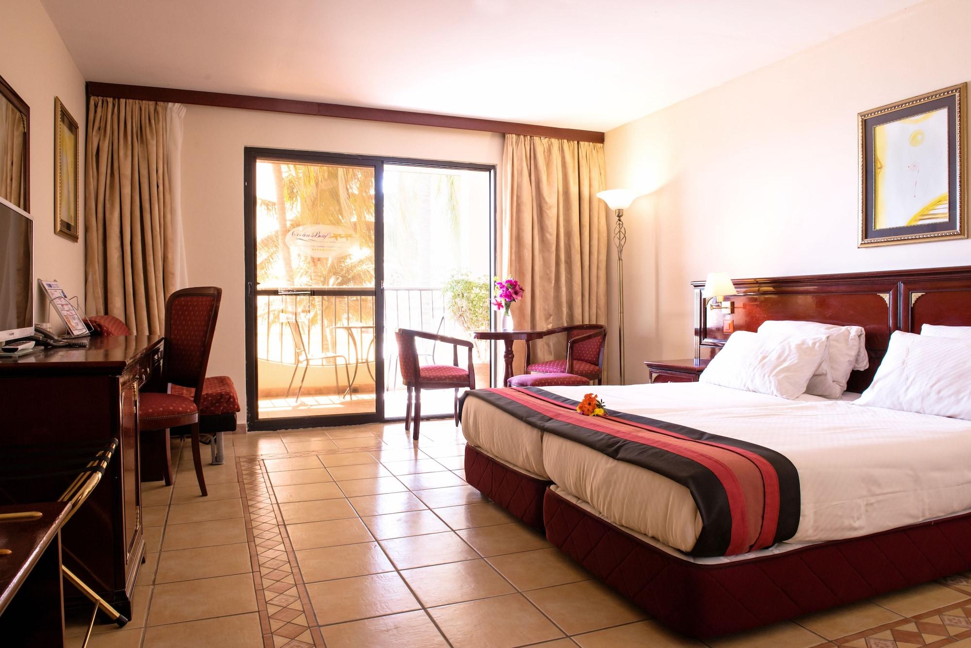 Ocean Bay Hotel & Resort Bakau Bagian luar foto