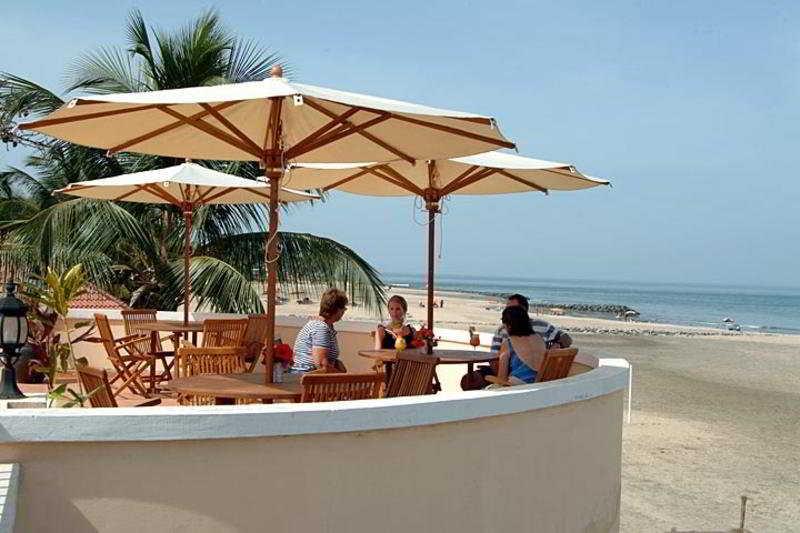 Ocean Bay Hotel & Resort Bakau Bagian luar foto