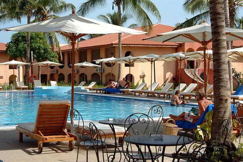 Ocean Bay Hotel & Resort Bakau Bagian luar foto