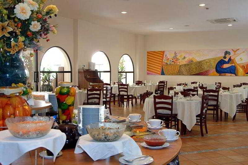 Ocean Bay Hotel & Resort Bakau Bagian luar foto