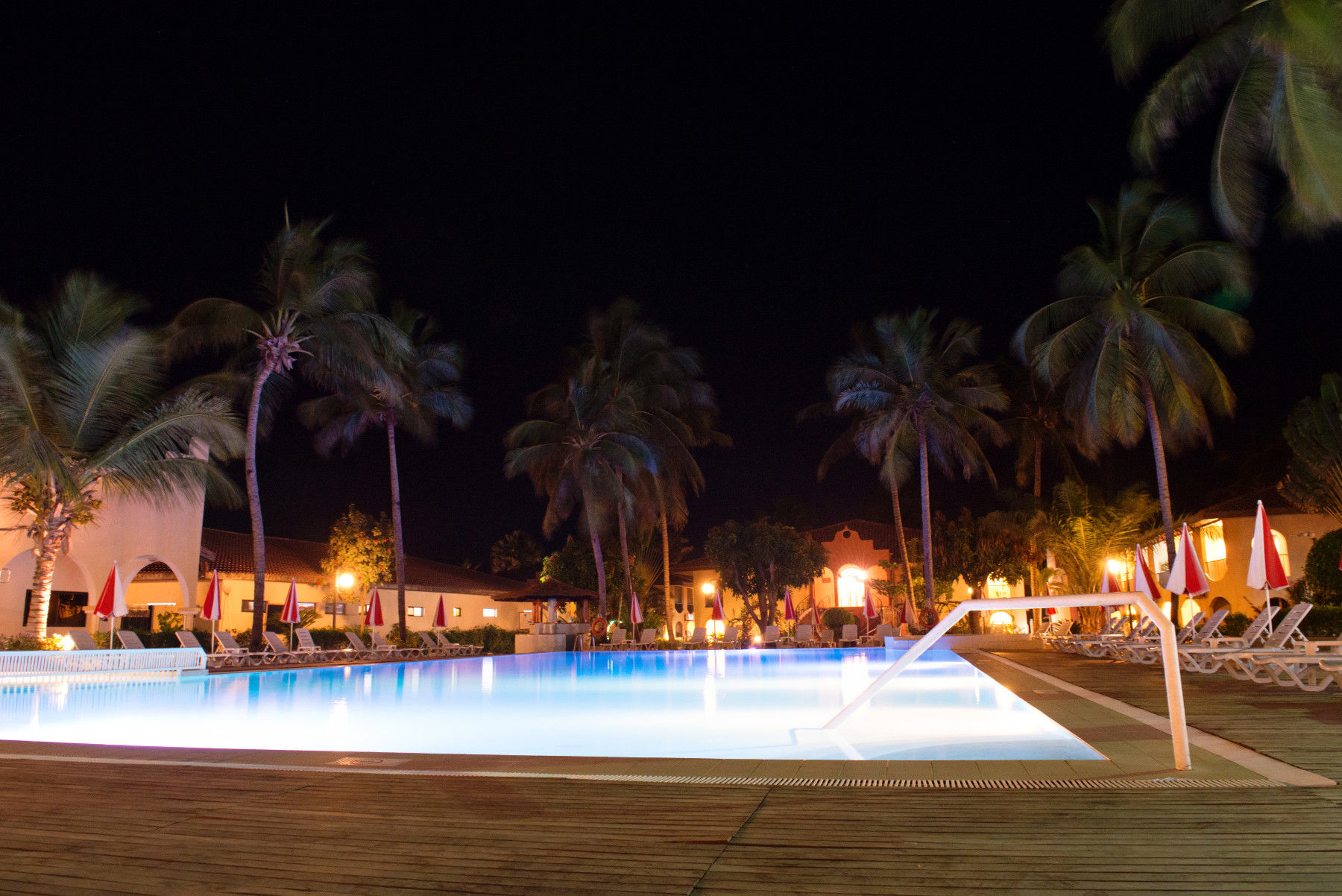 Ocean Bay Hotel & Resort Bakau Bagian luar foto